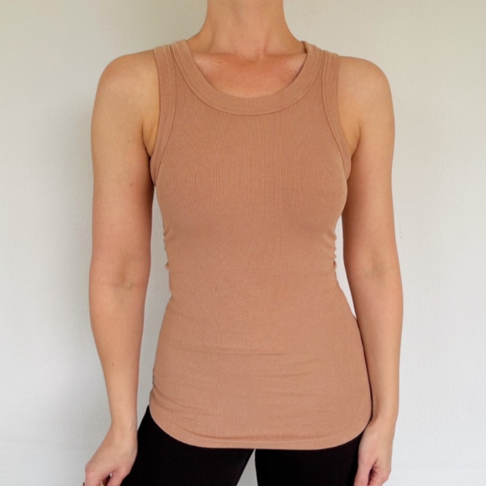 Tan stretchy ribbed knit sleeveless tank top size large